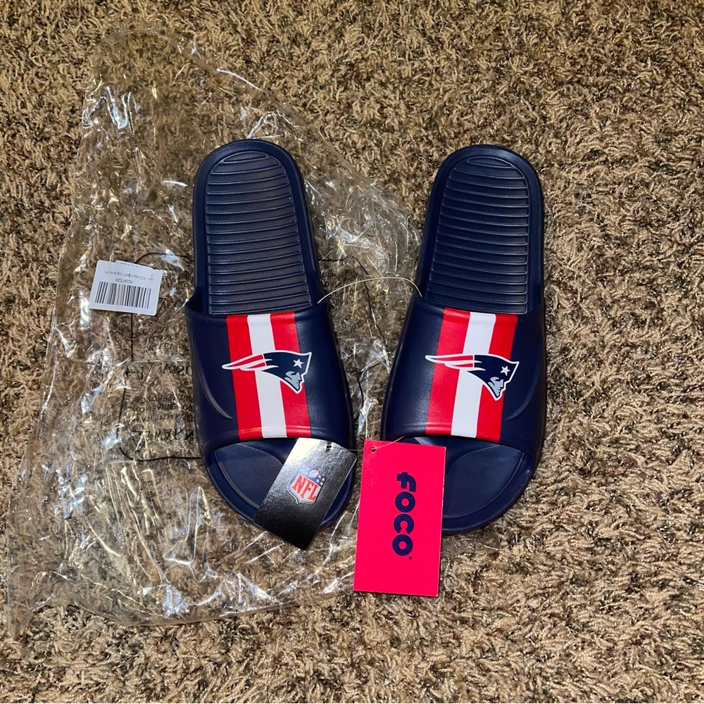 FOCO PATRIOTS Mens NFL Team Logo Slide Flip Flop Sandals Size 9 10 Medium New